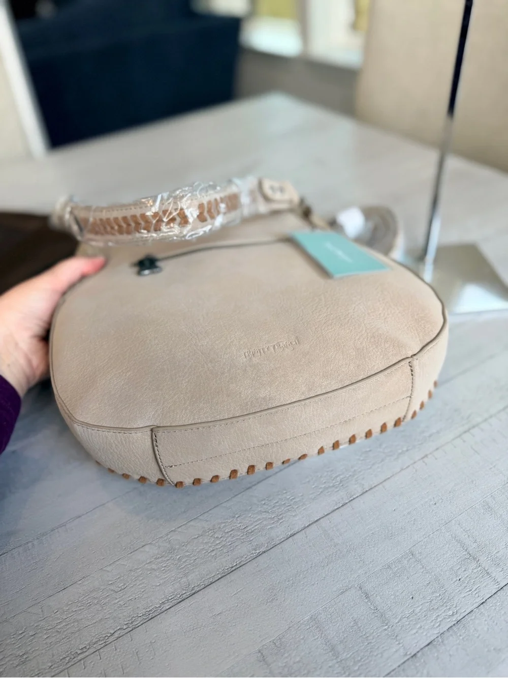 Trinity Ranch Cowhide ＆ Tooled Leather Hobo Crossbody Bag Tan